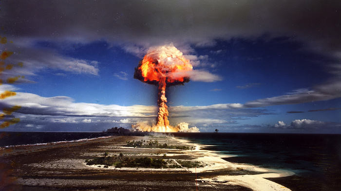 bombs, war, military, clear sky, nuclear, mushroom clouds