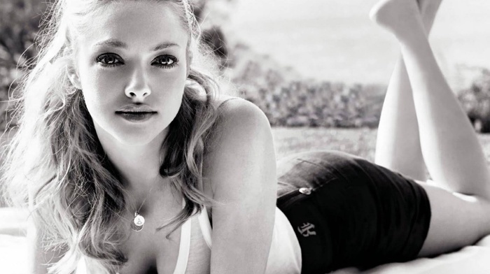 girl, Amanda Seyfried