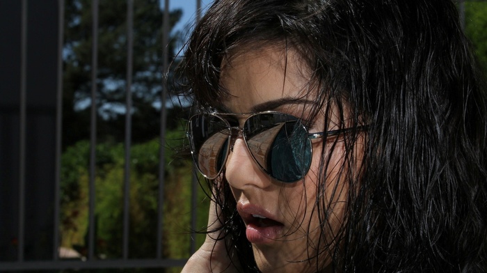 sunglasses, brunette, girl, Sunny Leone