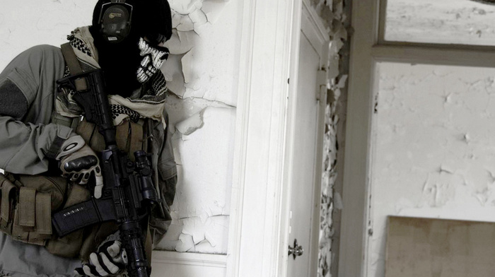 gun, soldier, house, skull, glasses