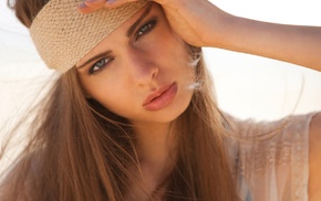 actress, green eyes